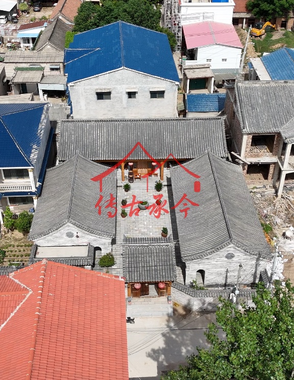 老青砖四合院